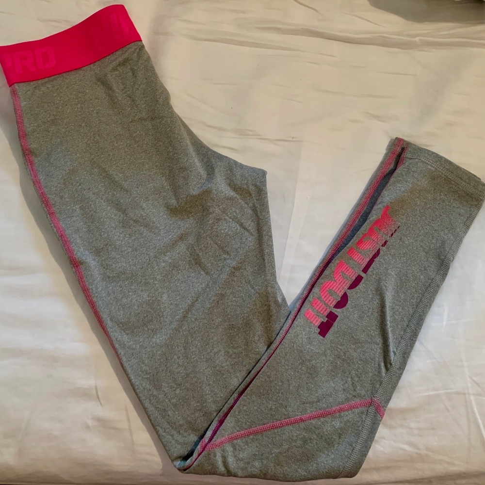NWOT Nike Pro Leggings